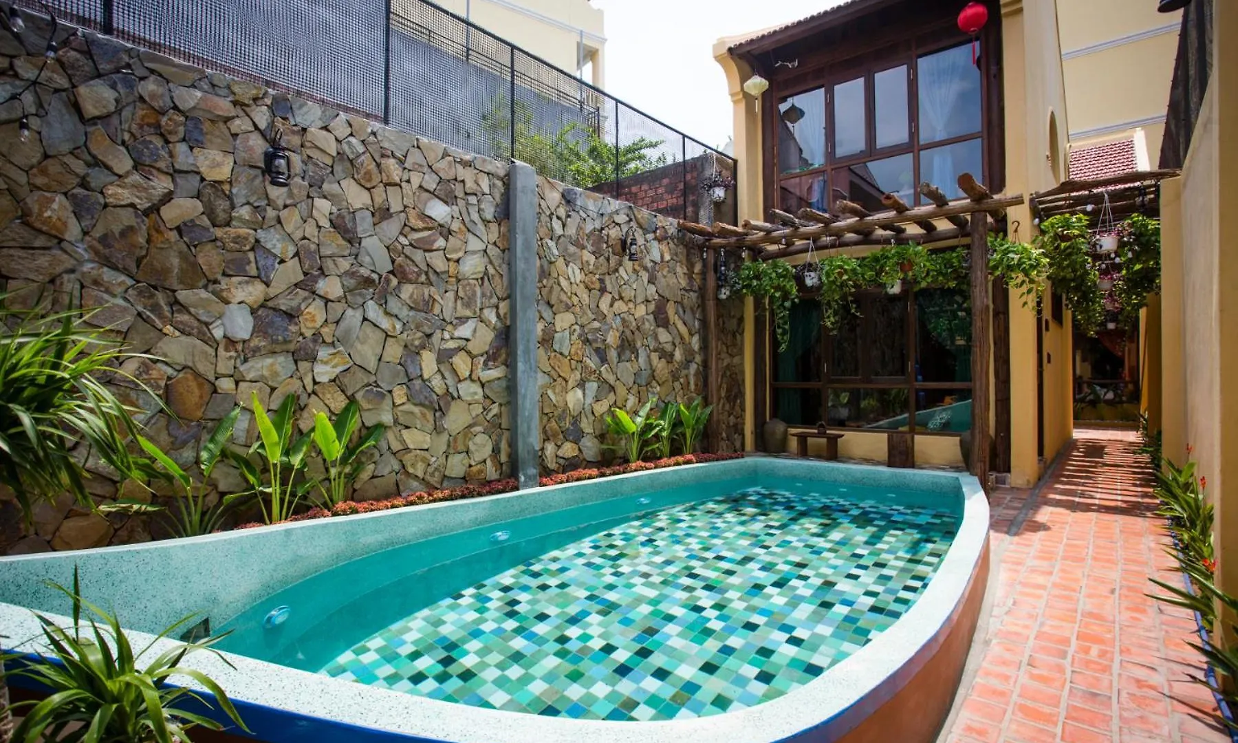 Hotel Hoi An Hidden Boat